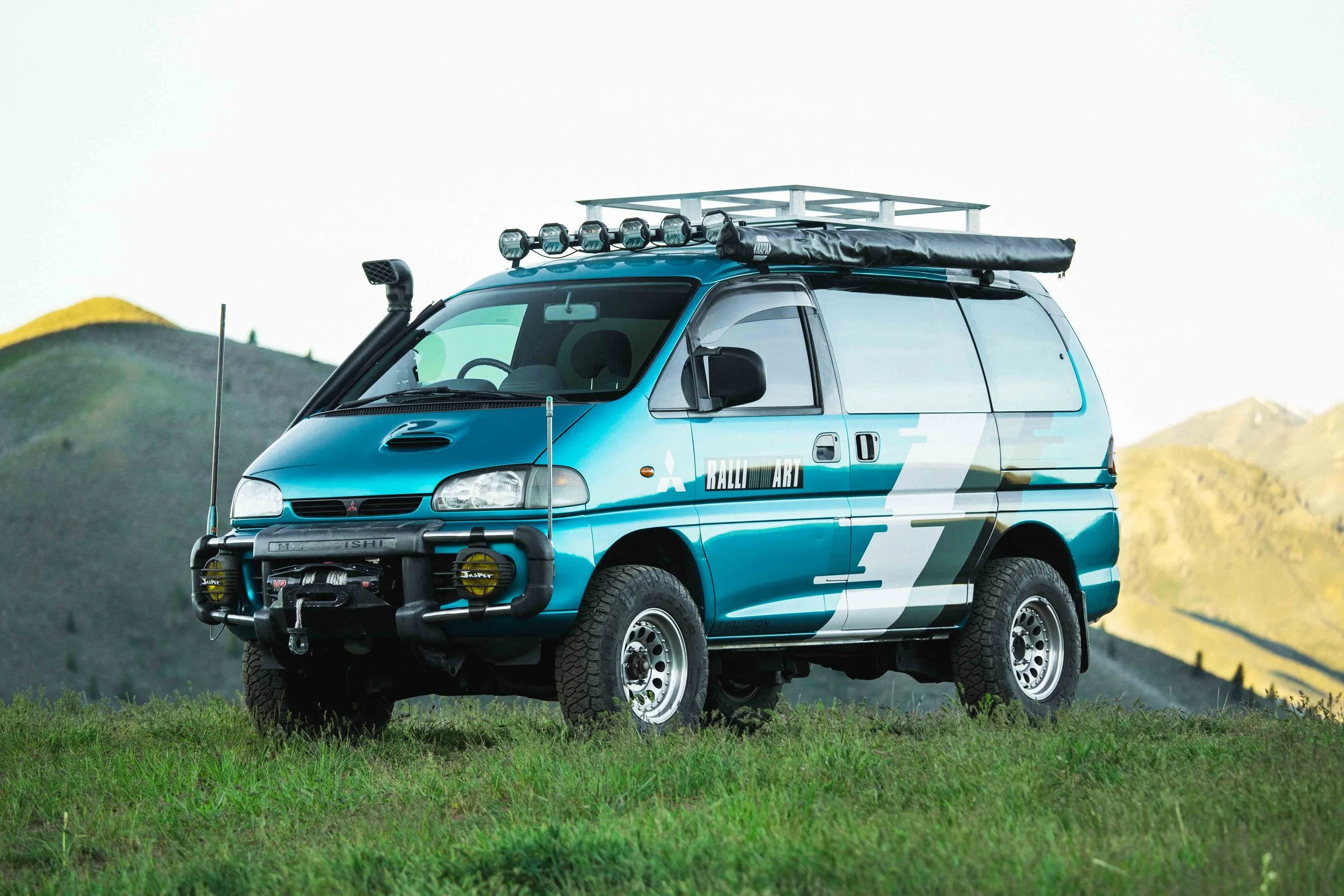 1997 Mitsubishi Delica, L400 Space for sale | JDMBUYSELL